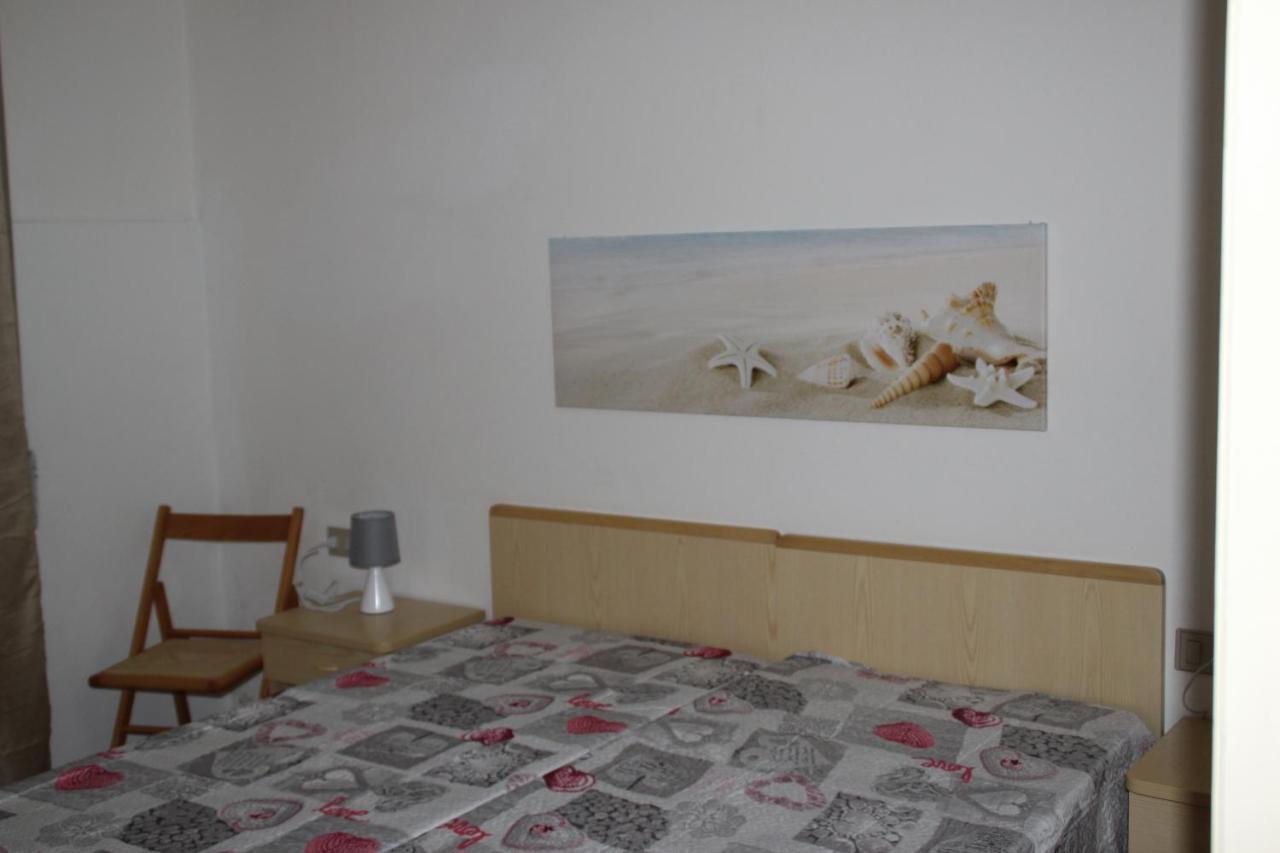 Borgo Spiaggia Vista Mare Isola Rossa Ngoại thất bức ảnh