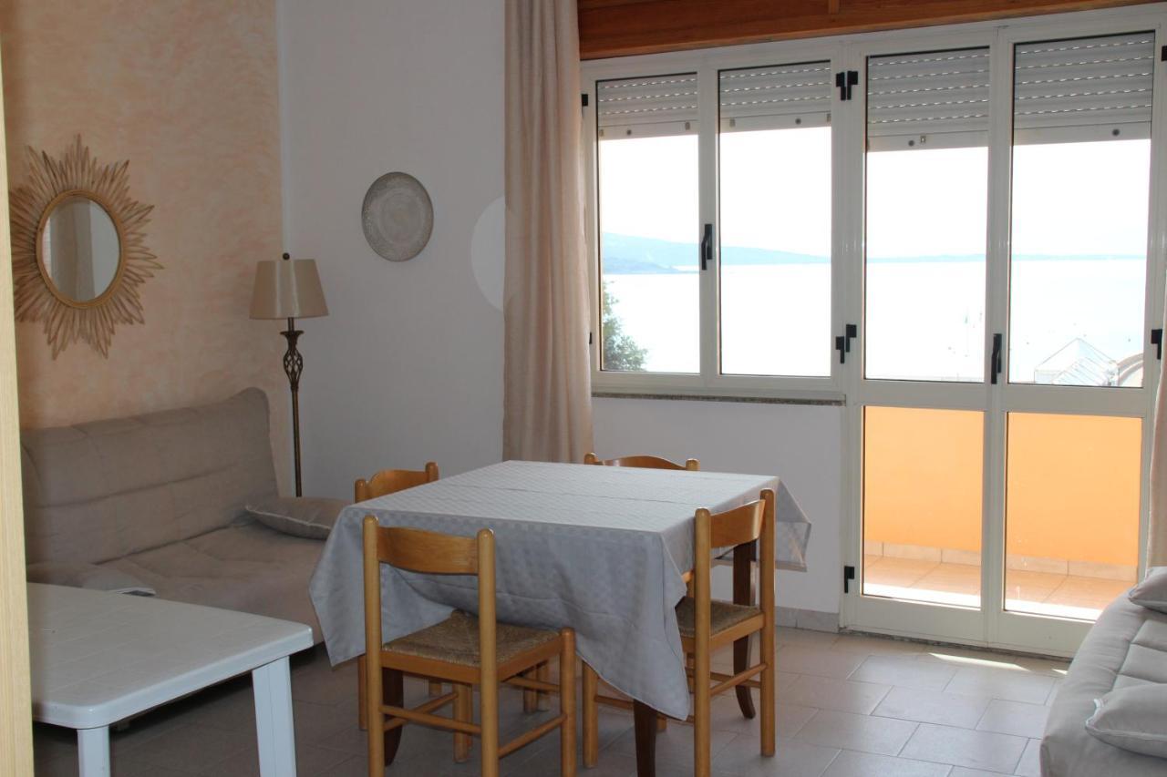 Borgo Spiaggia Vista Mare Isola Rossa Ngoại thất bức ảnh