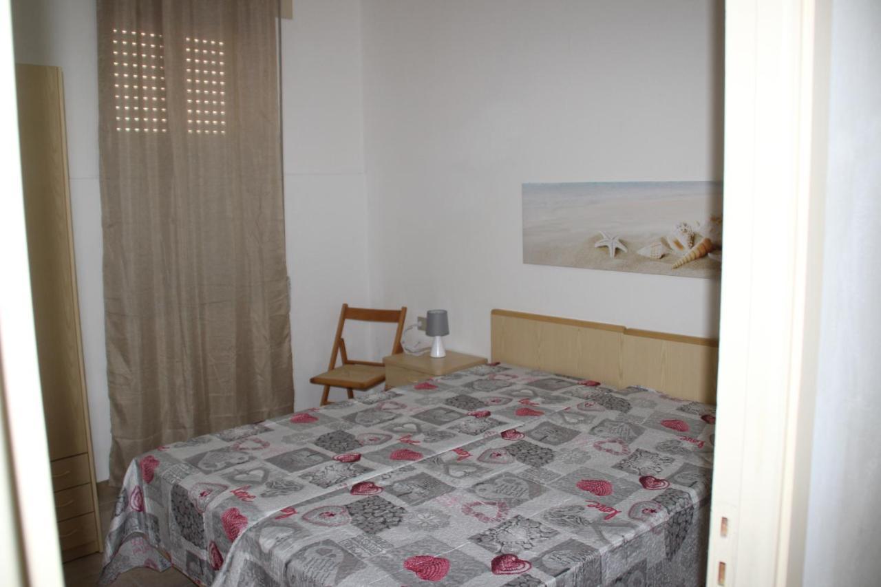 Borgo Spiaggia Vista Mare Isola Rossa Ngoại thất bức ảnh