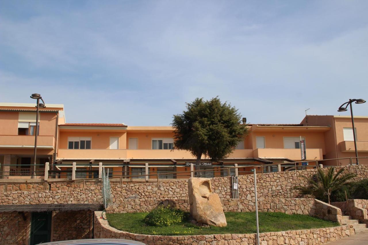 Borgo Spiaggia Vista Mare Isola Rossa Ngoại thất bức ảnh