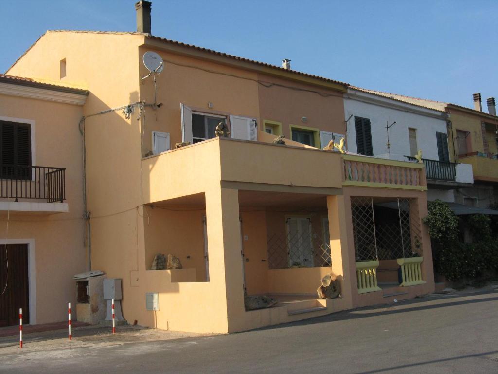 Borgo Spiaggia Vista Mare Isola Rossa Phòng bức ảnh