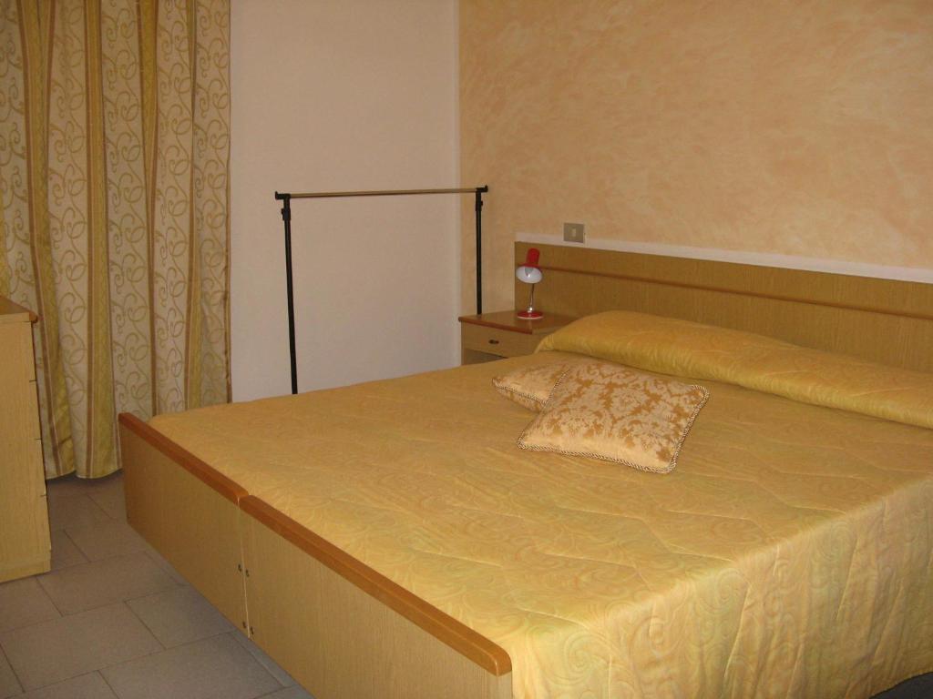 Borgo Spiaggia Vista Mare Isola Rossa Ngoại thất bức ảnh