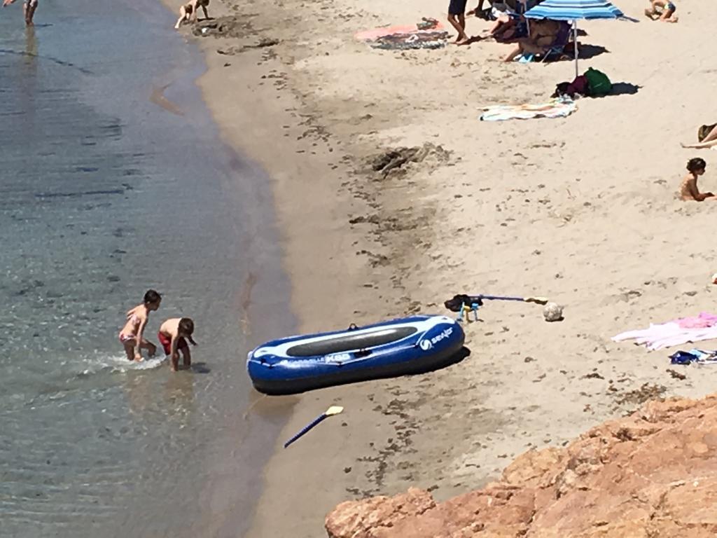 Borgo Spiaggia Vista Mare Isola Rossa Ngoại thất bức ảnh